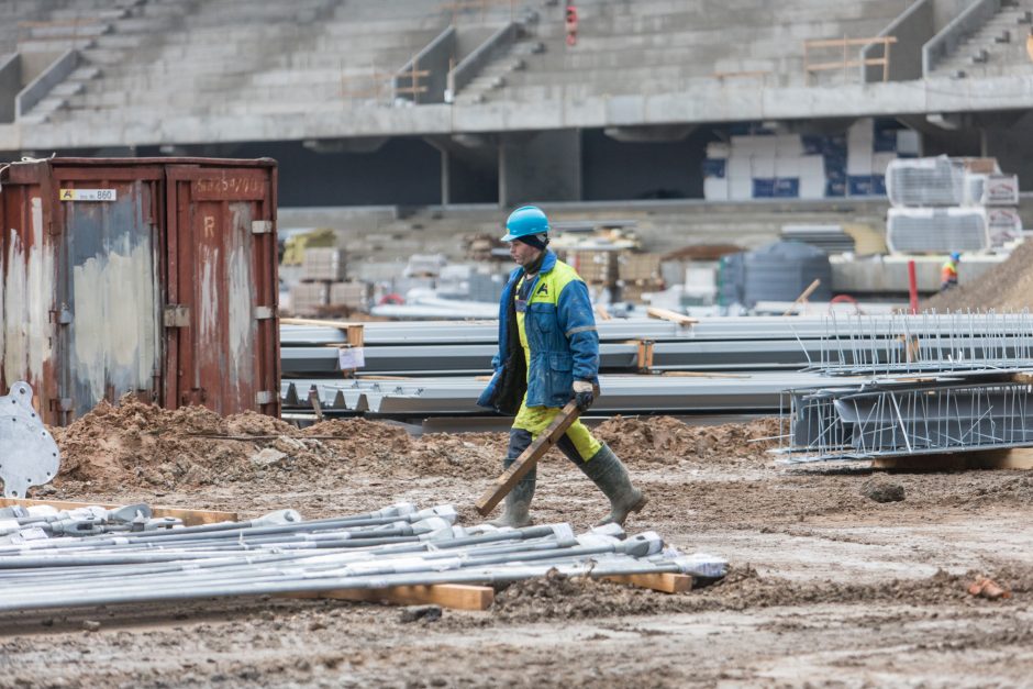 Vilnius griauna stadioną, Kaunas laukia atidarymo