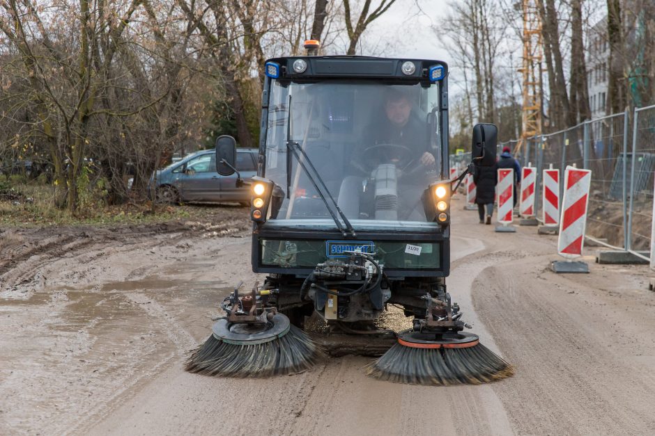 Naujos statybos Žeimenos gatvėje vietinius varo į neviltį: tai – pasityčiojimas