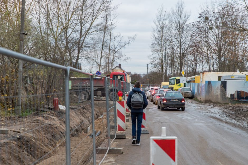 Naujos statybos Žeimenos gatvėje vietinius varo į neviltį: tai – pasityčiojimas