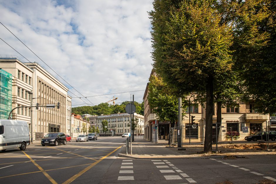 Laisvės alėjoje jau ruošiama vieta policijai dedikuotam obeliskui