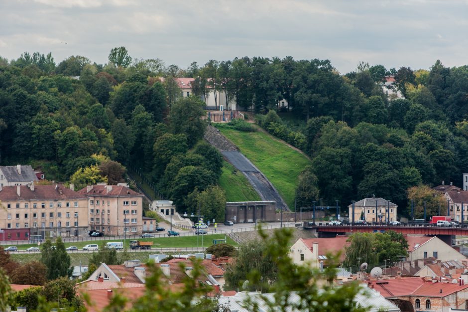 Aleksoto kalno papėdėje ryškėja naujas piešinys