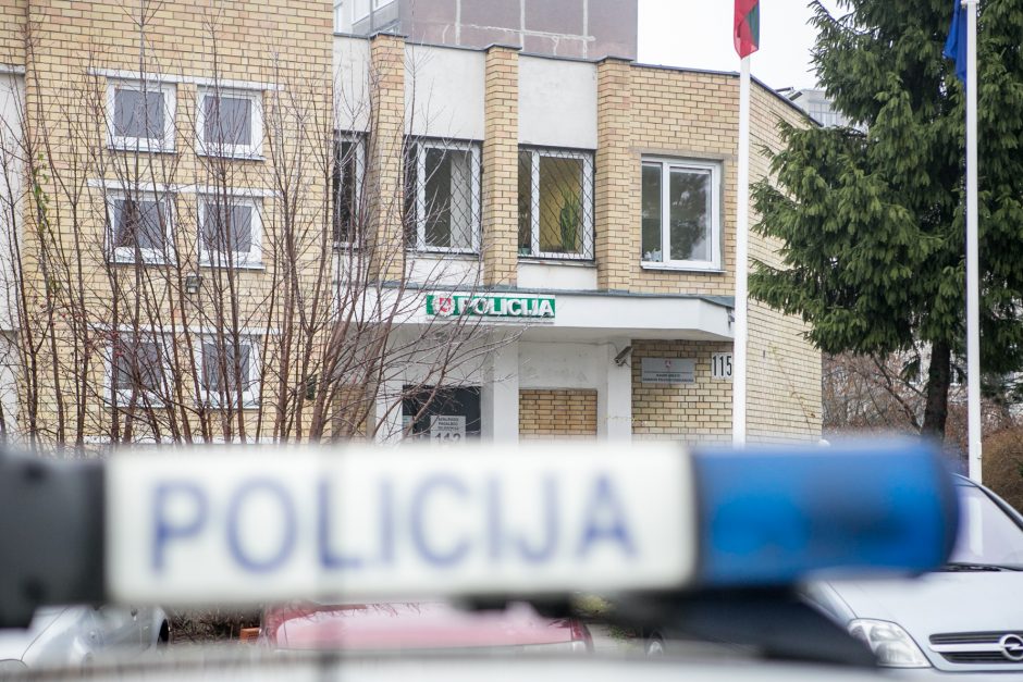 Kaunietį pribloškė policijos pozicija: skola virto užmokesčiu už nelegalią veiklą?