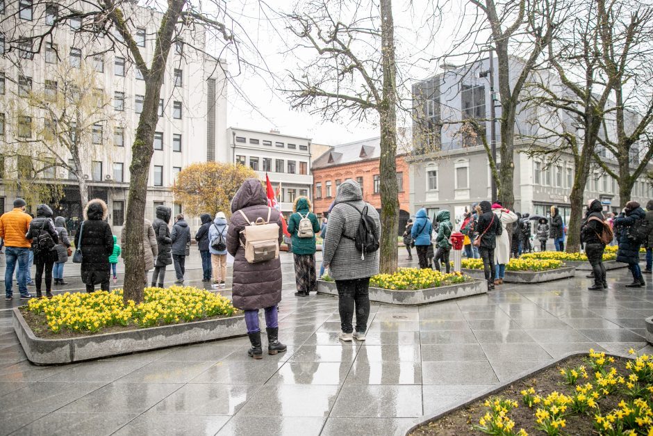 Tėvai protestuoja prieš vaikų testavimą: „Mokykla – ne laboratorija“