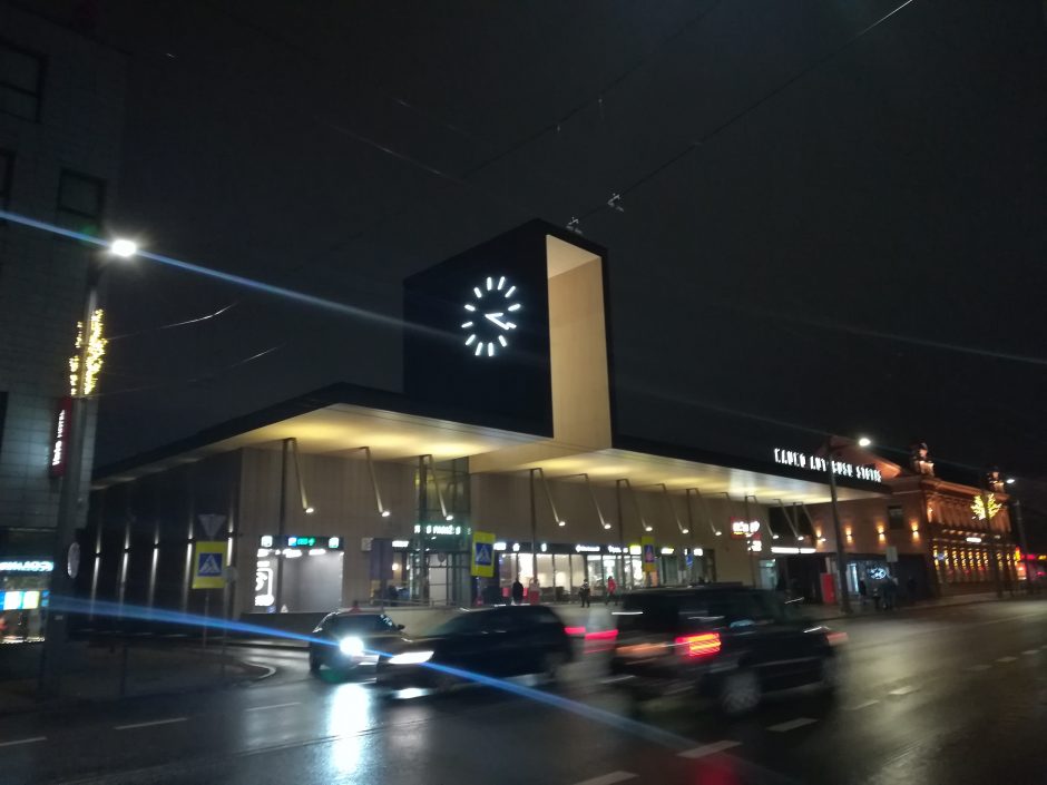 Sugedo stoties laikrodis: Naujųjų metų pradžios neparodys