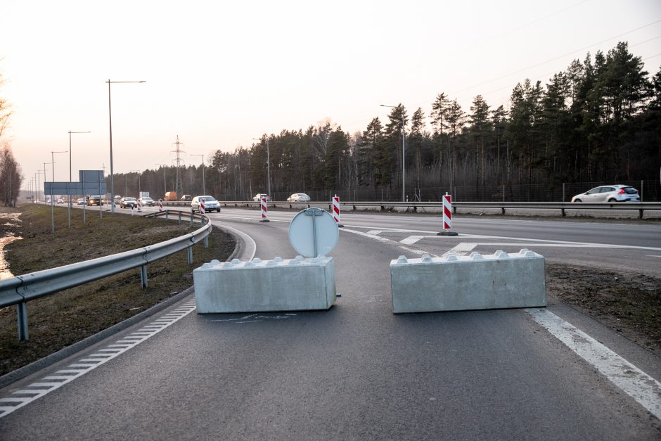 Kaunas vėl užsidaro: vienur jau atsirado blokai, kitur veiks mobilūs postai