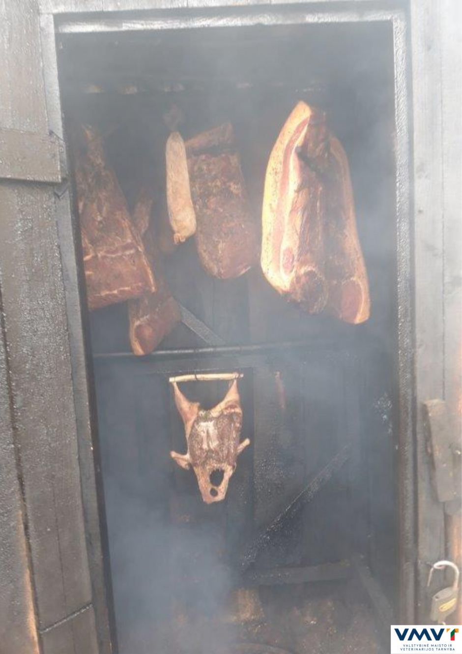 Nelegalus mėsos versliukas užsidarė po pilietiškų gyventojų skundo