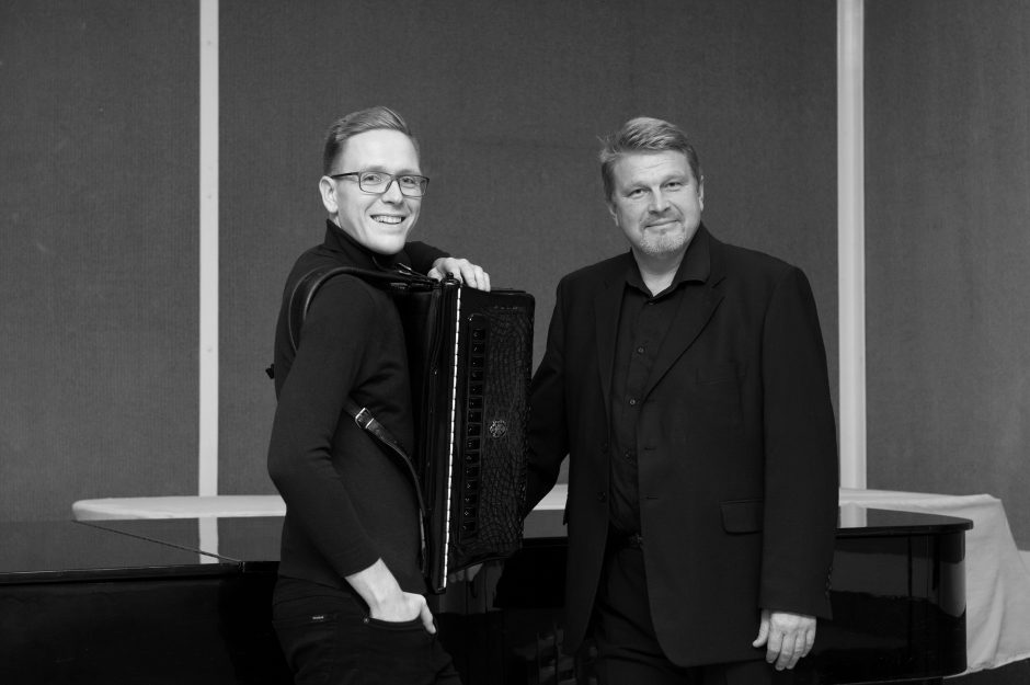 Prisikėlimo bazilikos terasoje – vasariškos muzikos vakarai