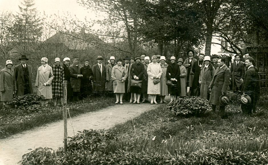 Smetoniškų laikų pamokos „idealinei“ žmonai