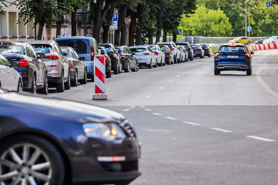 Netikėta kliūtis miesto centre kelia pavojų