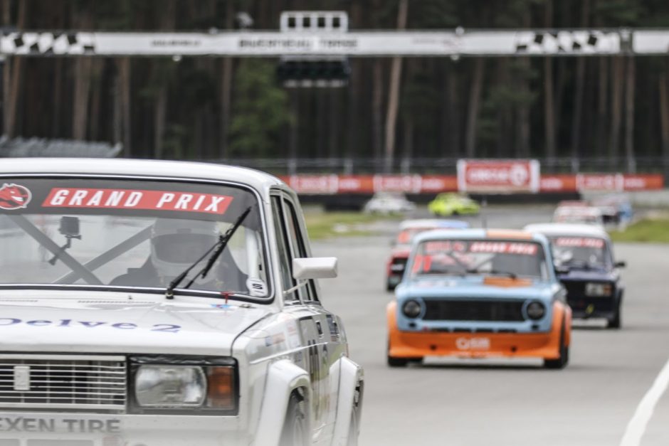 Lenktynių ir klasikinių automobilių mylėtojams – nauja Baltijos čempionato klasė