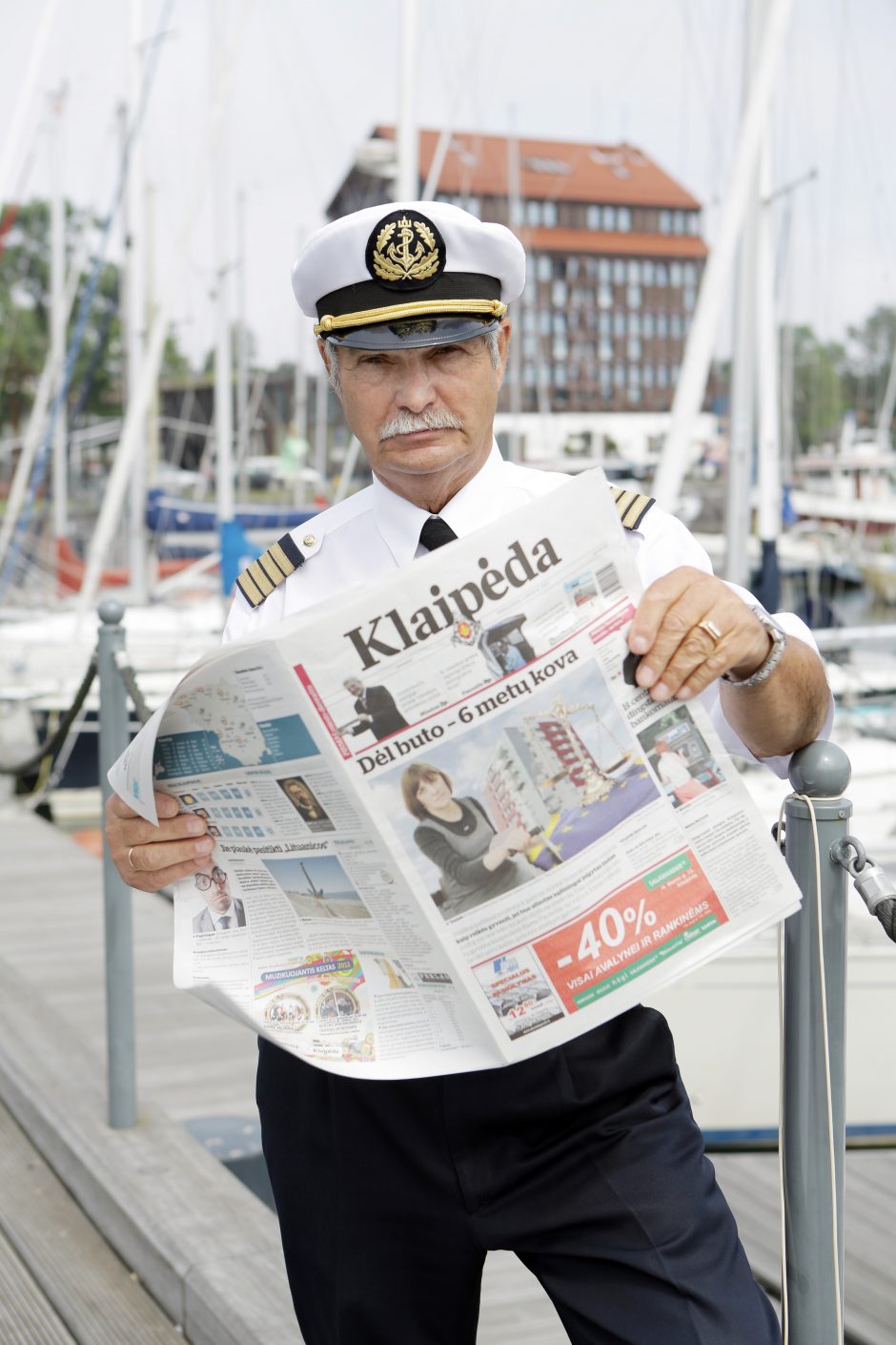 Atnaujintame stende – žymus kapitonas