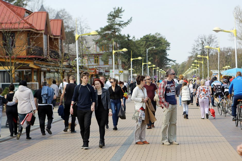 Palangos viešbutyje ir viloje pasisavintos šimtatūkstantinės lėšos