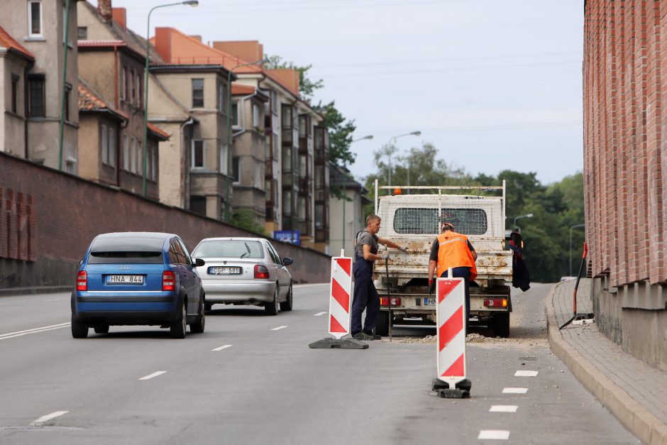 Dėl įgriuvos Manto gatvėje – detektyvas