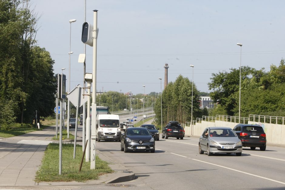 Lietuvoje bus įrengiami 30 naujų greičio matuoklių