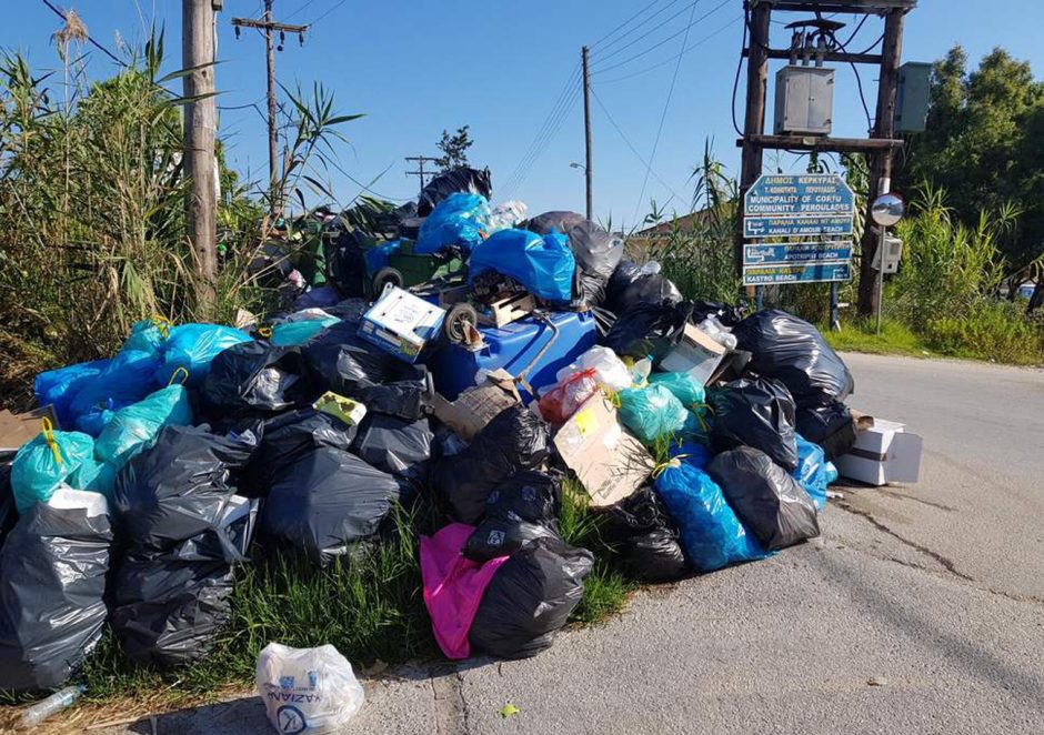 Vietoj auksinės pasakos – šiukšlių sezono įkarštis