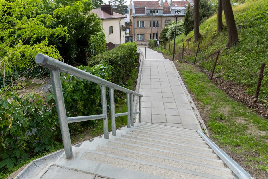 Aušros tako laiptai vėl atviri pėstiesiems