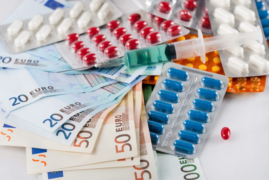 Pristato naujovę: susirgę receptinius vaistus galėsite pirkti internetu