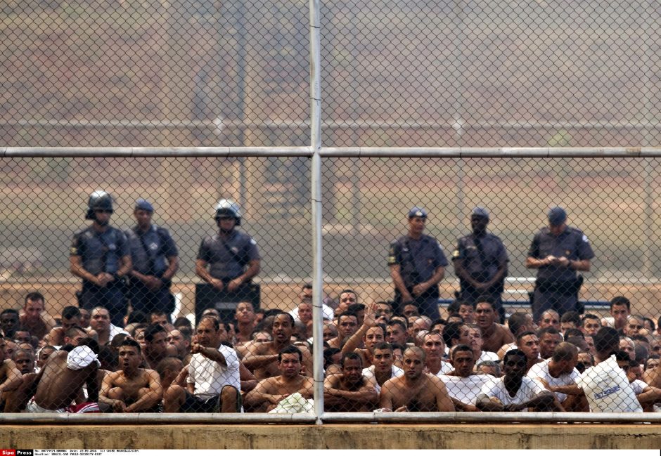 Brazilijoje per riaušes kalėjime žuvo 25 žmonės
