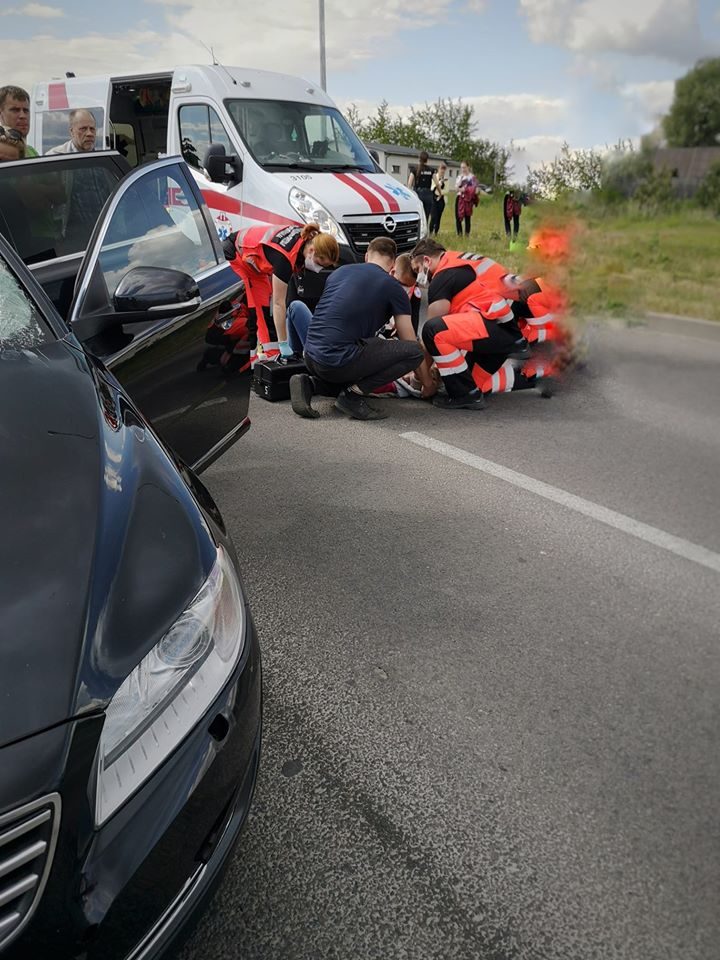 Panevėžyje automobilis partrenkė į gatvę išbėgusią mažametę