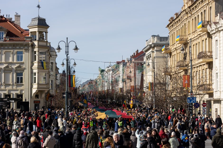 Tūkstančiai žmonių Vilniuje dalyvavo eitynėse už Lietuvos ir Ukrainos laisvę