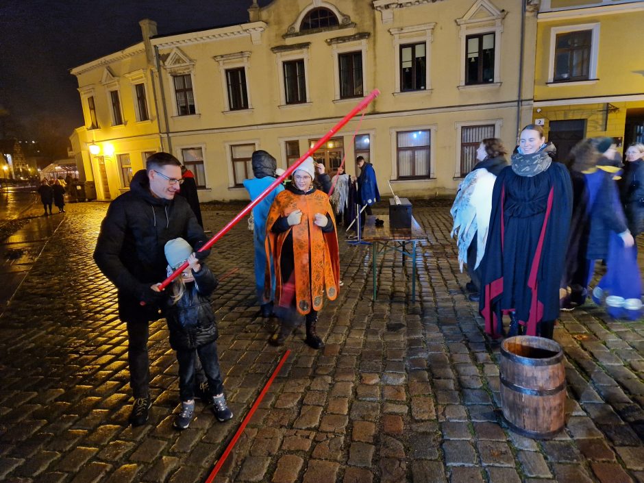 Šv. Martyno žiburiai nušvietė Klaipėdos senamiestį