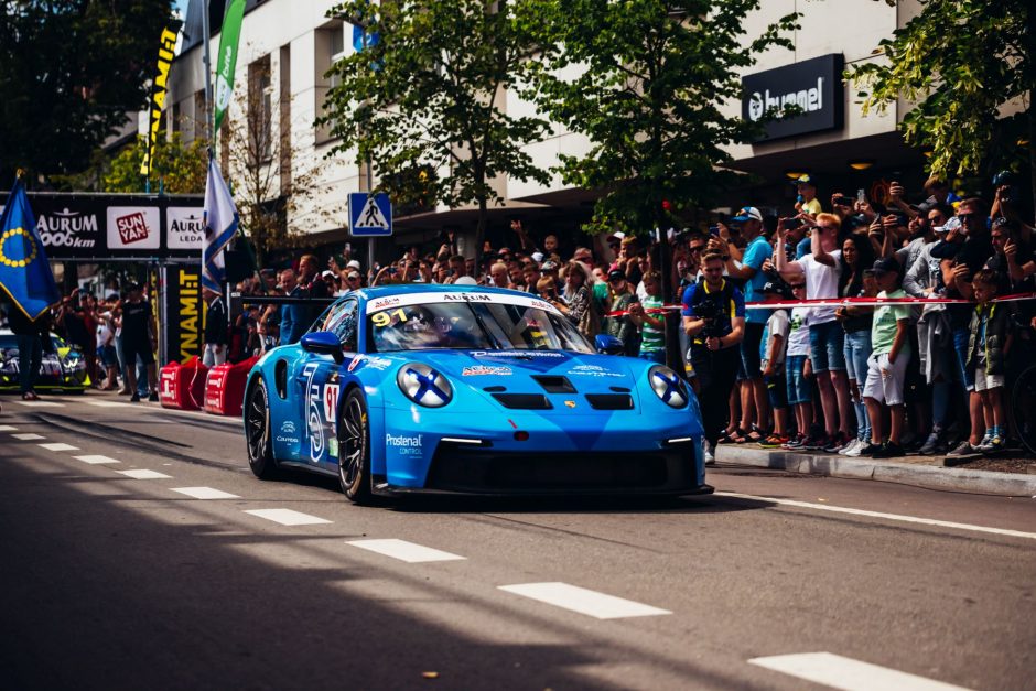 „1000 km lenktynės“ jau laukia paraiškų į jubiliejinį automobilių sporto festivalį