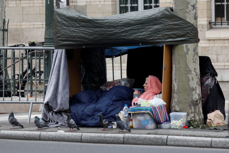 Paryžiuje suskaičiuota daugiau kaip 3,5 tūkst. benamių