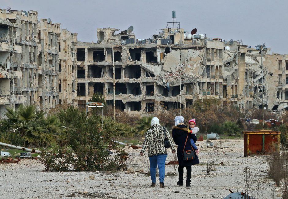 Šiaurės Vakarų Sirijoje 170 tūkst. žmonių gyvena lauke
