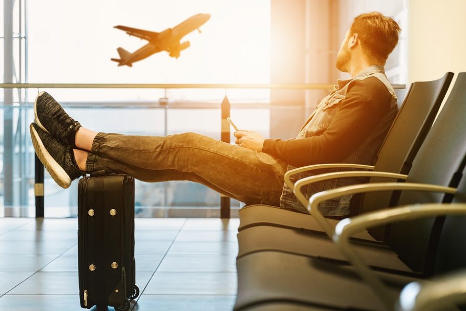 https://kauno.diena.lt/sites/default/files/styles/940x000/public/Vilniausdiena/Vartotoju%20zona/v.virkutyte/airport-3511342_960_720.jpg?itok=BiIg_ANq https://kauno.diena.lt/sites/default/files/styles/940x000/public/Vilniausdiena/Vartotoju%20zona/v.virkutyte/airport-3511342_960_720.jpg?itok=BiIg_ANq