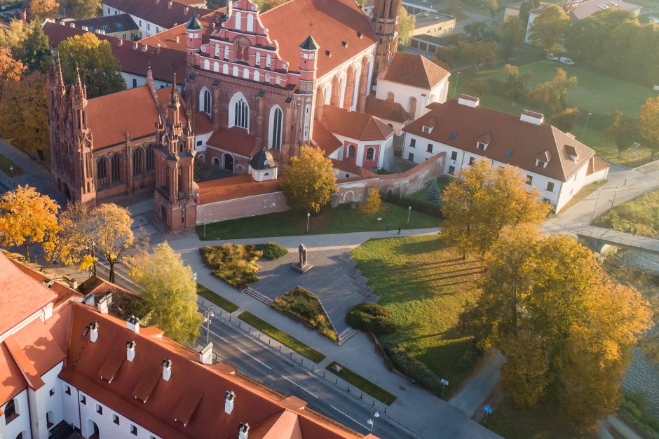 Vilnius nuo šiol turės J. Marcinkevičiaus vardo skverą