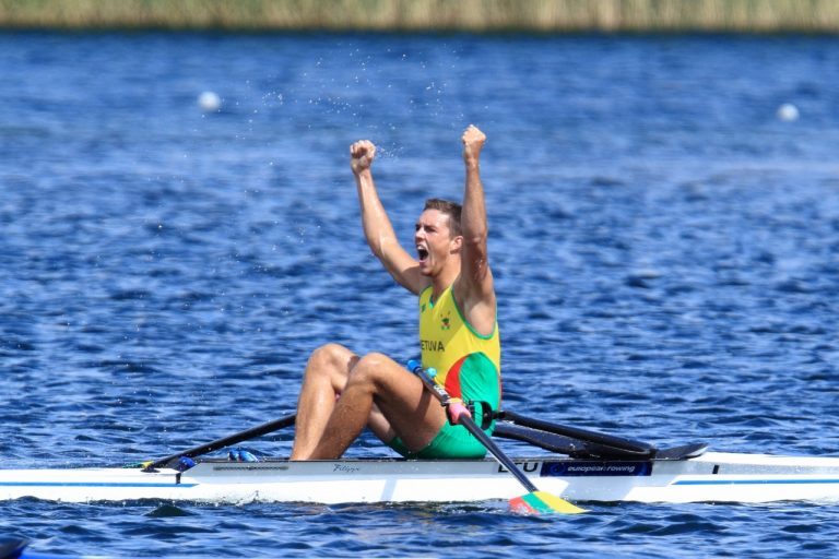 A. Kelmelis tapo Europos jaunių irklavimo pirmenybių čempionu