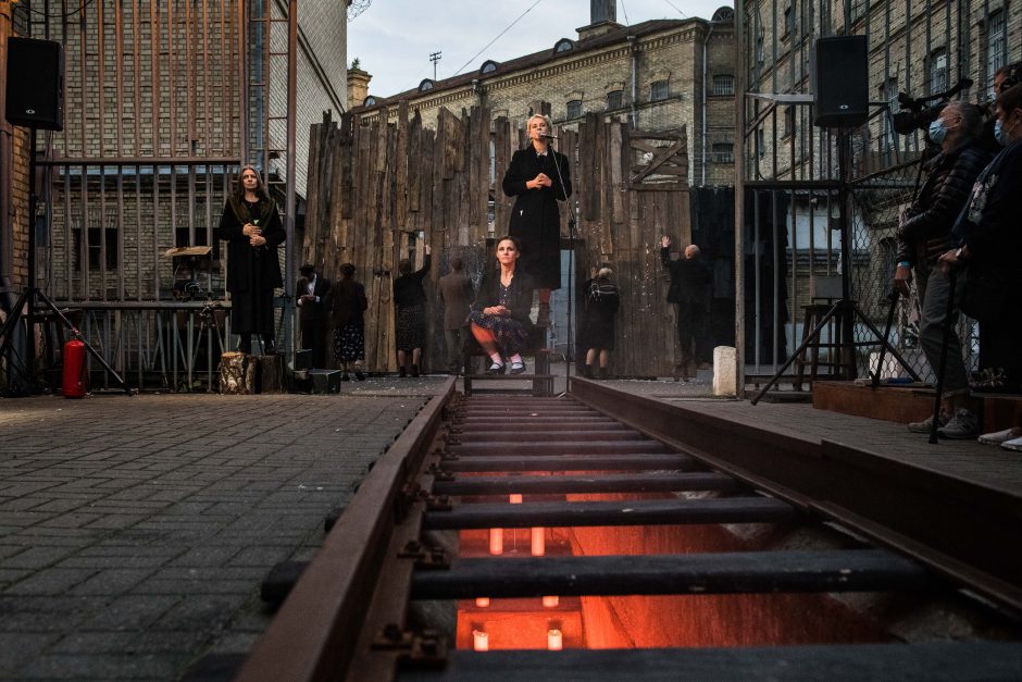 Lukiškių kalėjime įspūdingai prasidėjo Vilniaus mažojo teatro sezonas