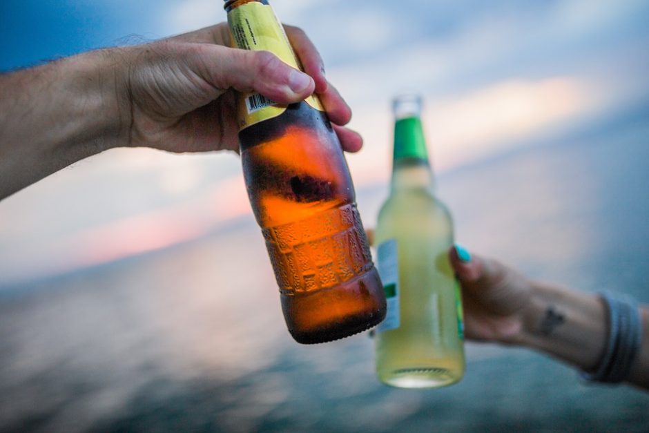 Įvertino alkoholio ribojimus: tvarka būtų griežtesnė nei Skandinavijoje