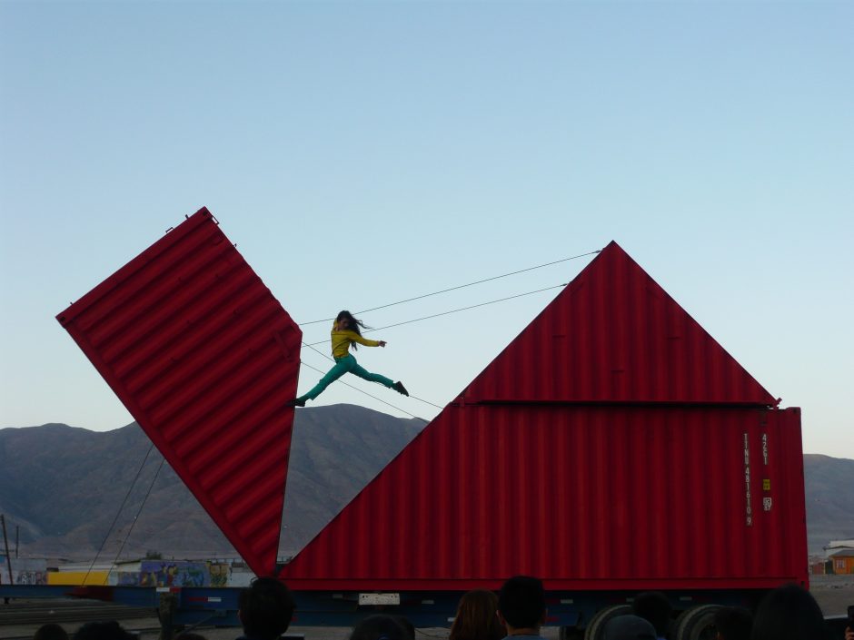 Festivalyje „Naujasis Baltijos šokis“ – išlankstytas miesto origamis