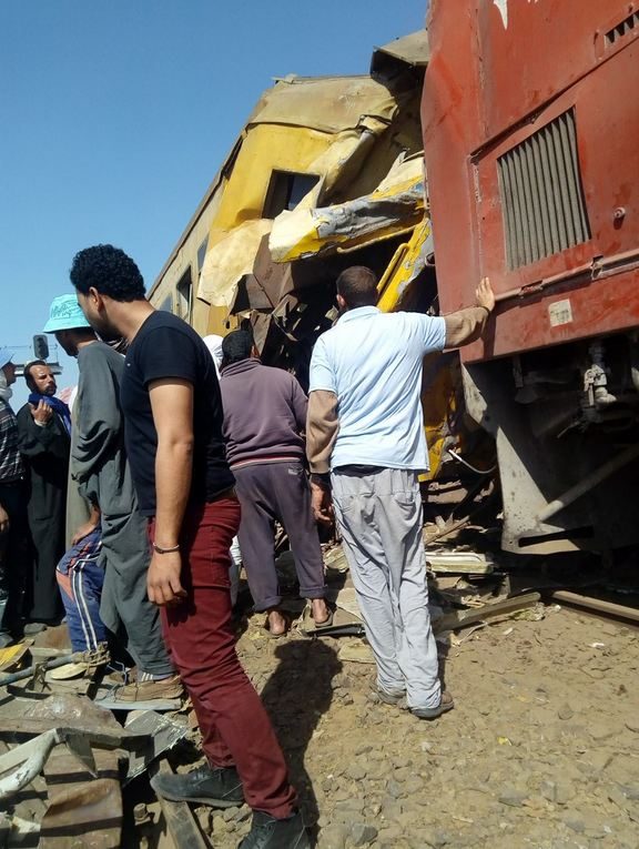Egipte per traukinių susidūrimą žuvo mažiausiai 10 žmonių