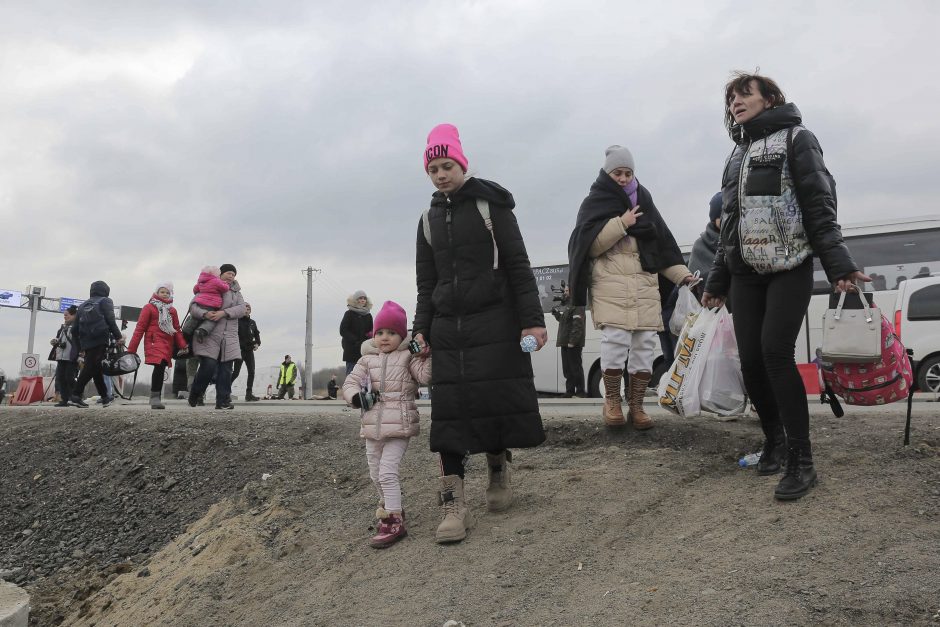Vyriausybė iš rezervo skirs 3,94 mln. eurų nuo karo bėgantiems ukrainiečiams priimti