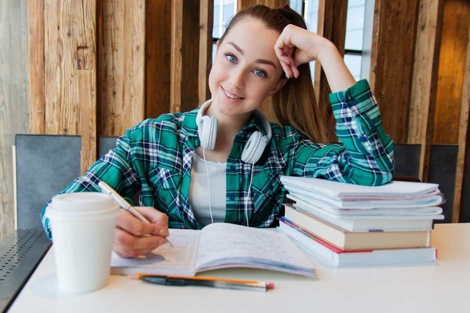 Pradedamos priimti paraiškos paramai studijoms užsienio universitetuose