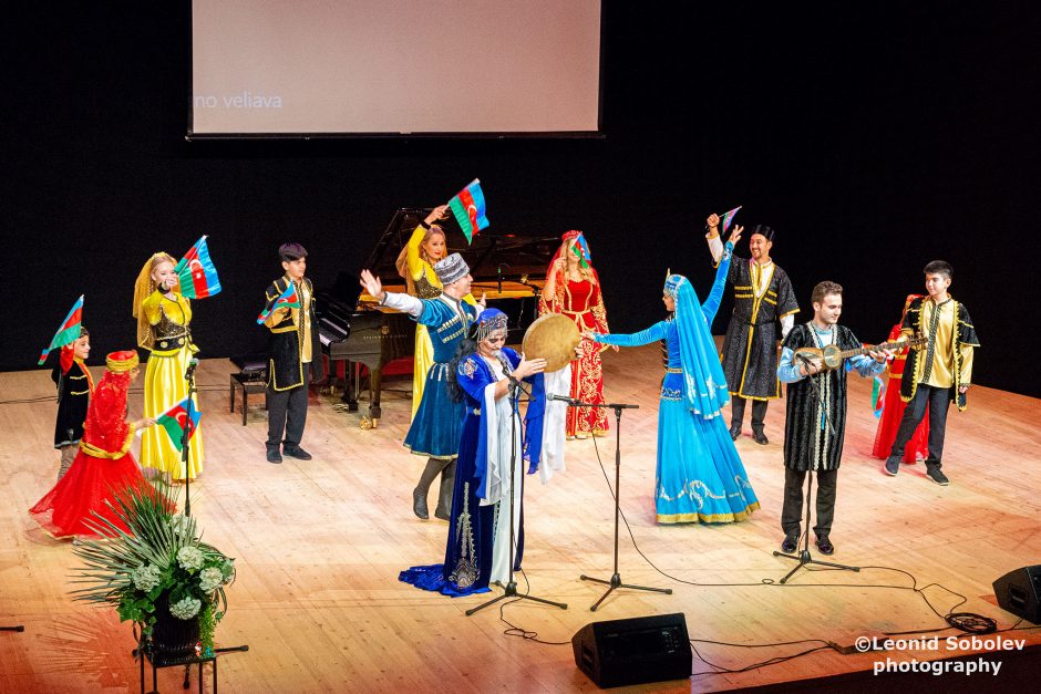 Klaipėdos azerai surengė spalvingą šventę