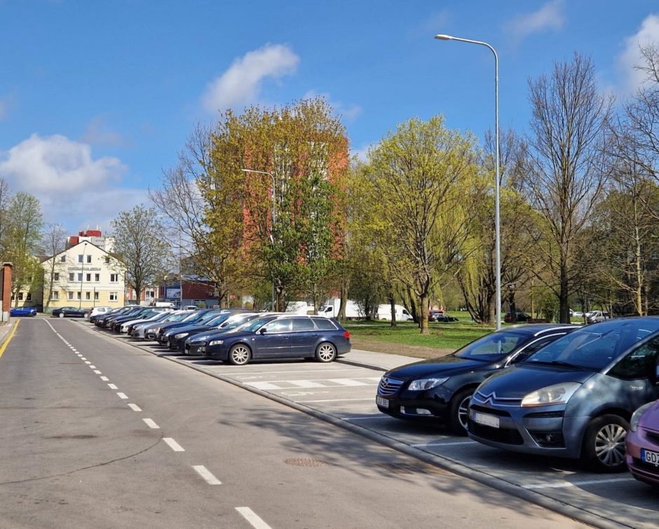 Taikos prospekte Klaipėdoje – daugiau vietų automobiliams