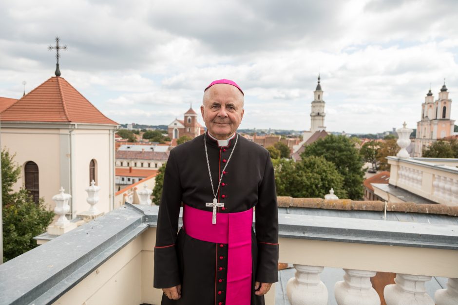 Paskirtasis kardinolas S. Tamkevičius: tikrai važinėsiu dviračiu!