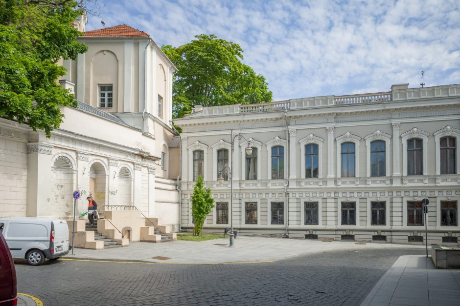 Vilnius nuo šiol turės J. Marcinkevičiaus vardo skverą