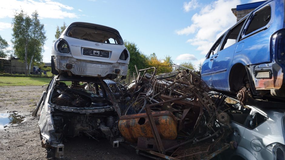 Mokesčių vengęs metalo laužo supirkėjas valstybei grąžino per 121 tūkst. eurų