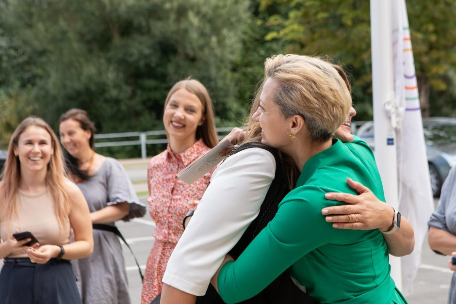 Dieną prieš Rugsėjo 1-ąją – naujo darželio ir mokyklos, auginsiančių laimingus vaikus, atidarymas