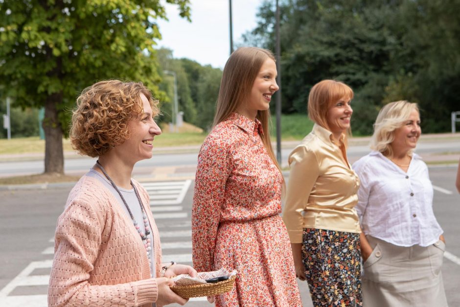 Dieną prieš Rugsėjo 1-ąją – naujo darželio ir mokyklos, auginsiančių laimingus vaikus, atidarymas