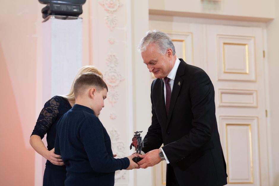 G. Nausėda apdovanojo 20 iniciatyvos „Lietuvos galia“ laureatų