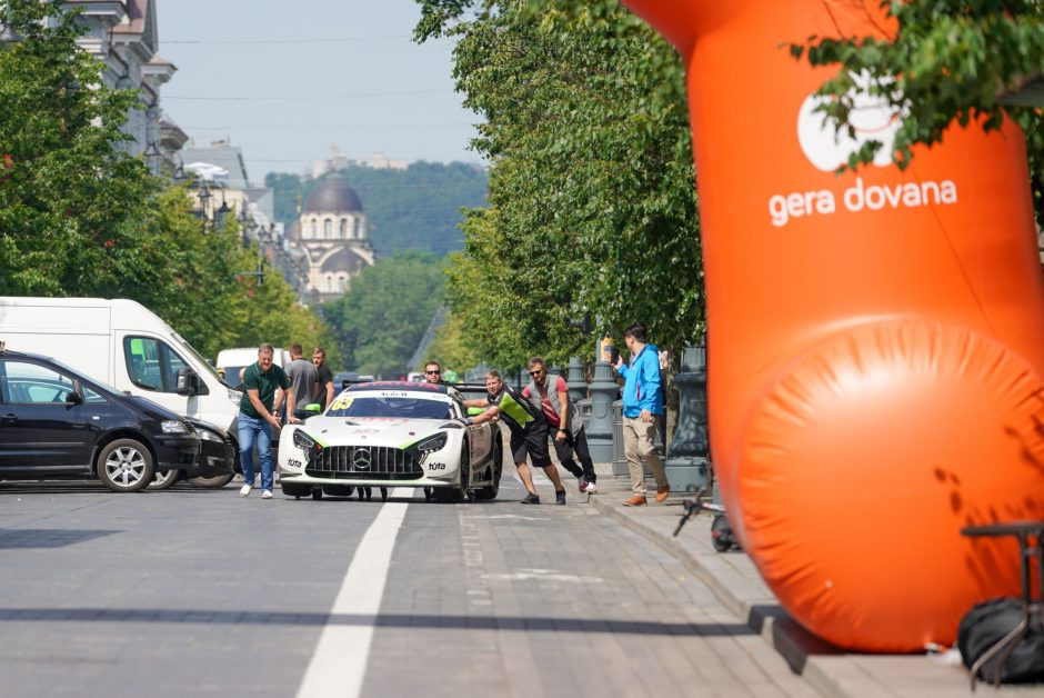 „Aurum 1006 km lenktynių“ repeticija – sostinės Gedimino prospekte