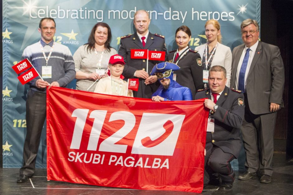 Vengrijoje apdovanotas berniukas iš Lietuvos, išgelbėjęs tėvui gyvybę