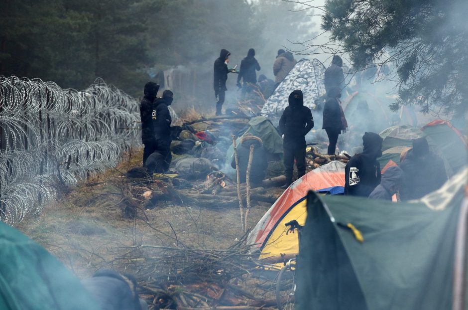 Žiniasklaida: prie Lenkijos ir Baltarusijos sienos mirė 14-metis migrantas