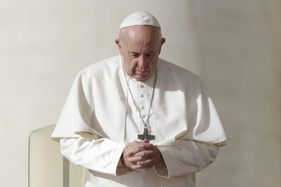 Popiežius Pranciškus prakalbo apie korupciją Vatikane