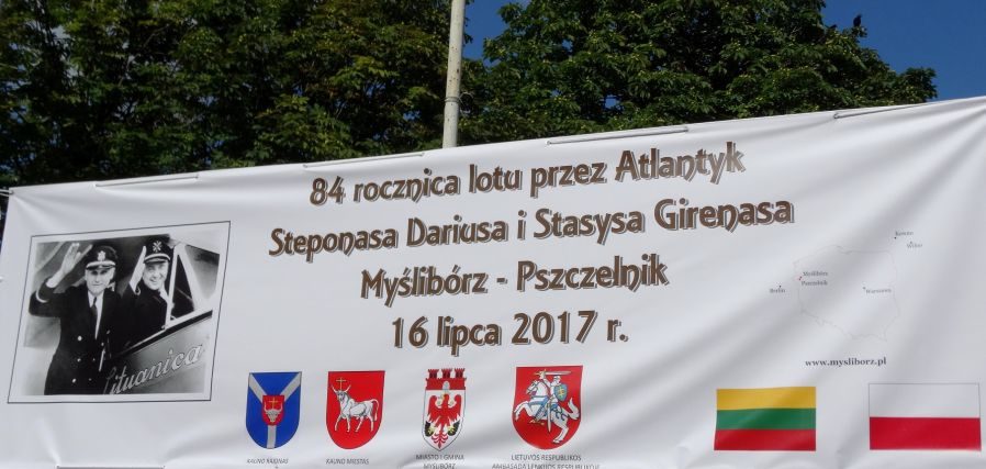 Kauno rajono delegacija Lenkijoje pagerbė legendinius Lietuvos lakūnus  